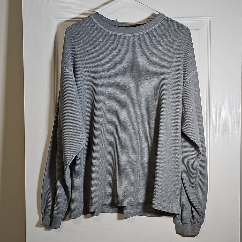 Express Thermal Long Sleeve Crewneck Gray Shirt Size M